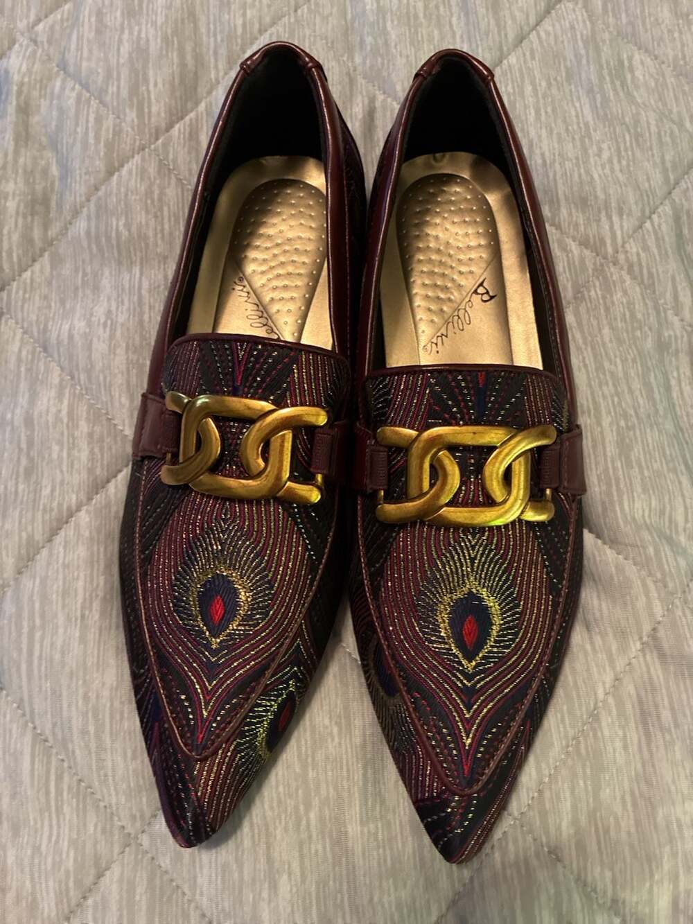 Bellini Felix Wmn’s Peacock Pattern Loafers w/ Gold Tone Chain Det Sz 9.5 A649